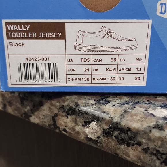 Hey Dude Kids Gray Shoes 5 - Picture 2 of 5